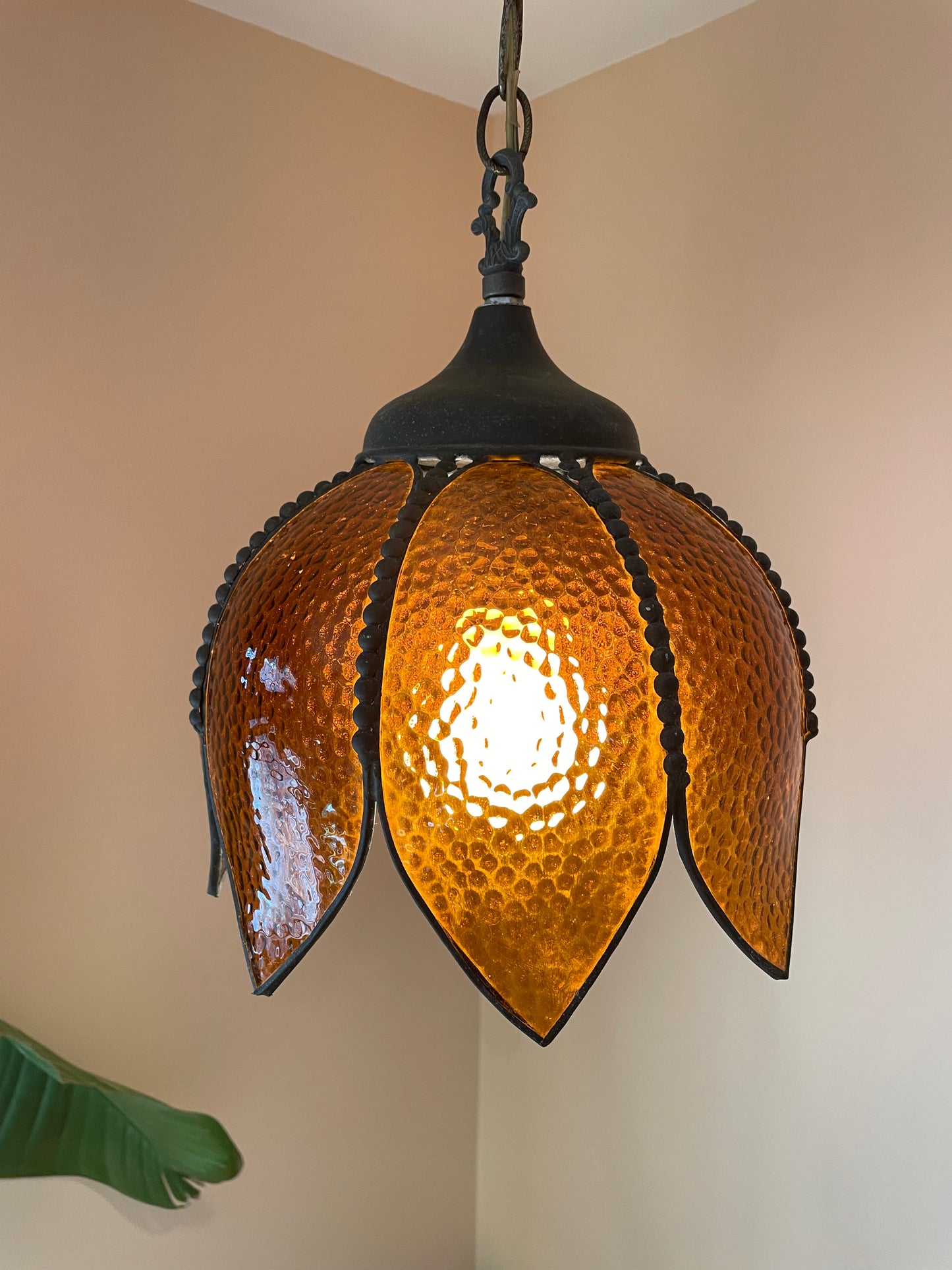 Amber Tulip Swag Lamp
