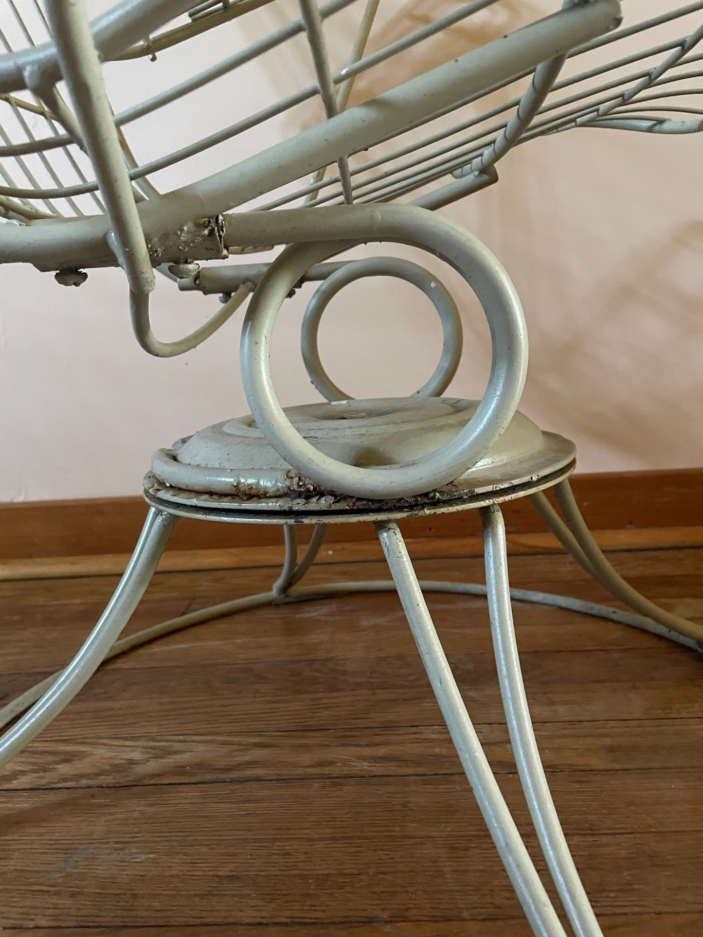 Homecrest Trinidad Low-Back Swivel Rocker Pair
