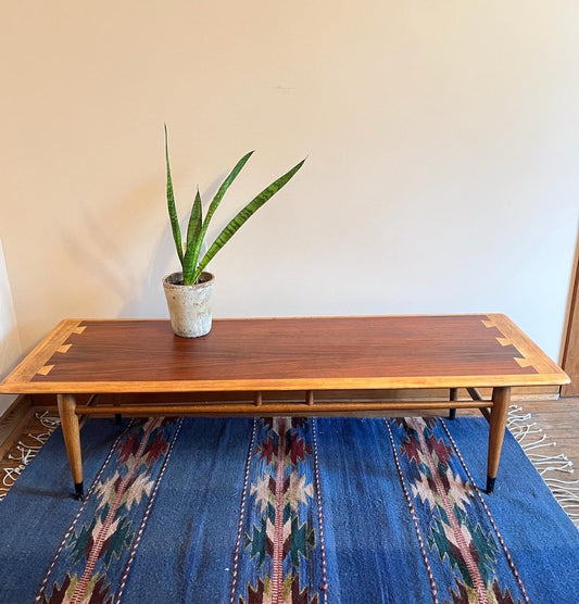 Iconic Lane Acclaim Coffee Table