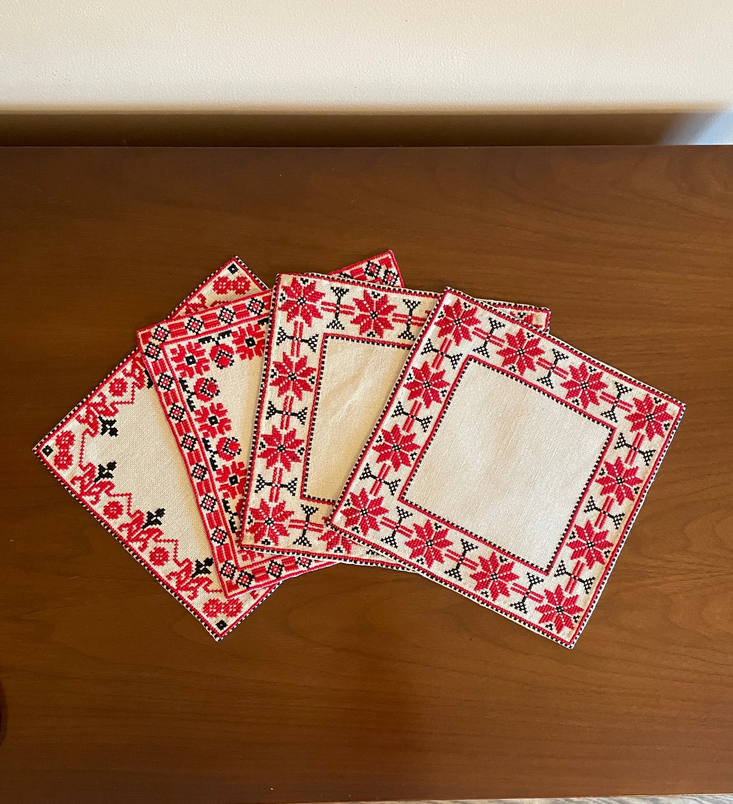 Beregi Embroidered Napkins