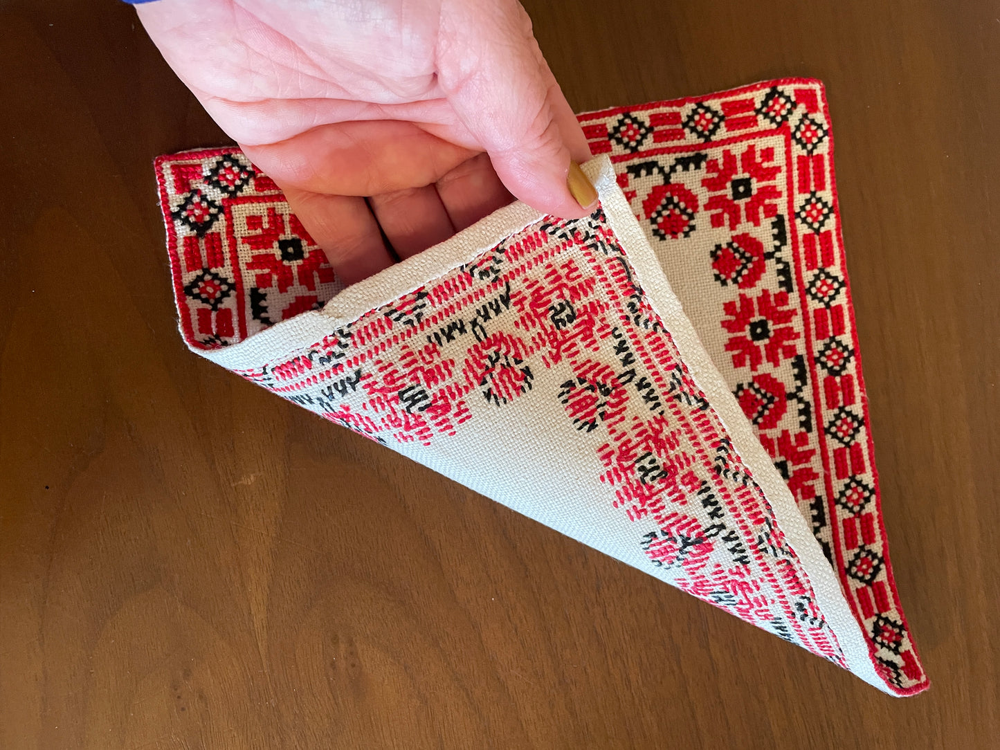 Beregi Embroidered Napkins