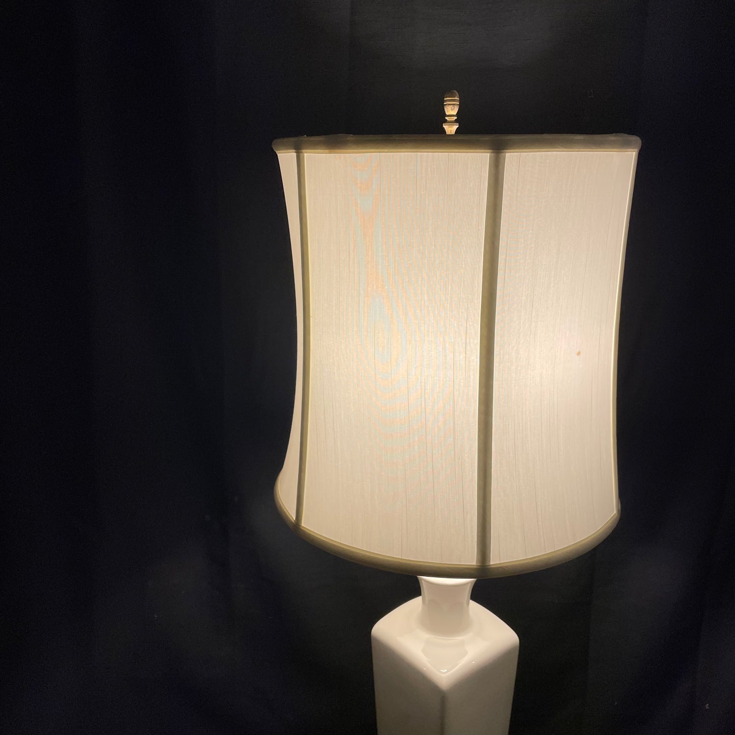 White Porcelain Lamp with Brass Detail