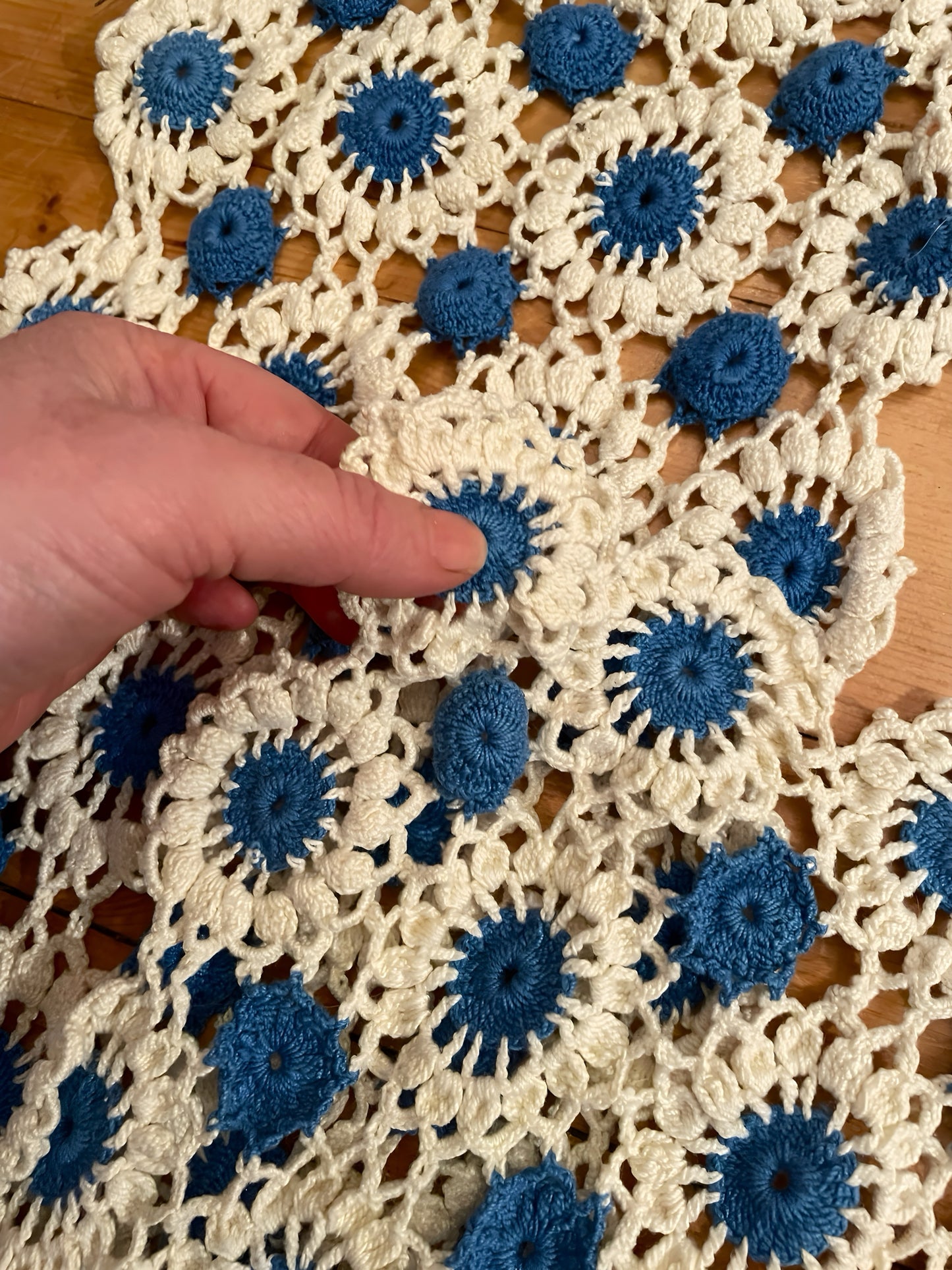 Blue & Cream Table Runner