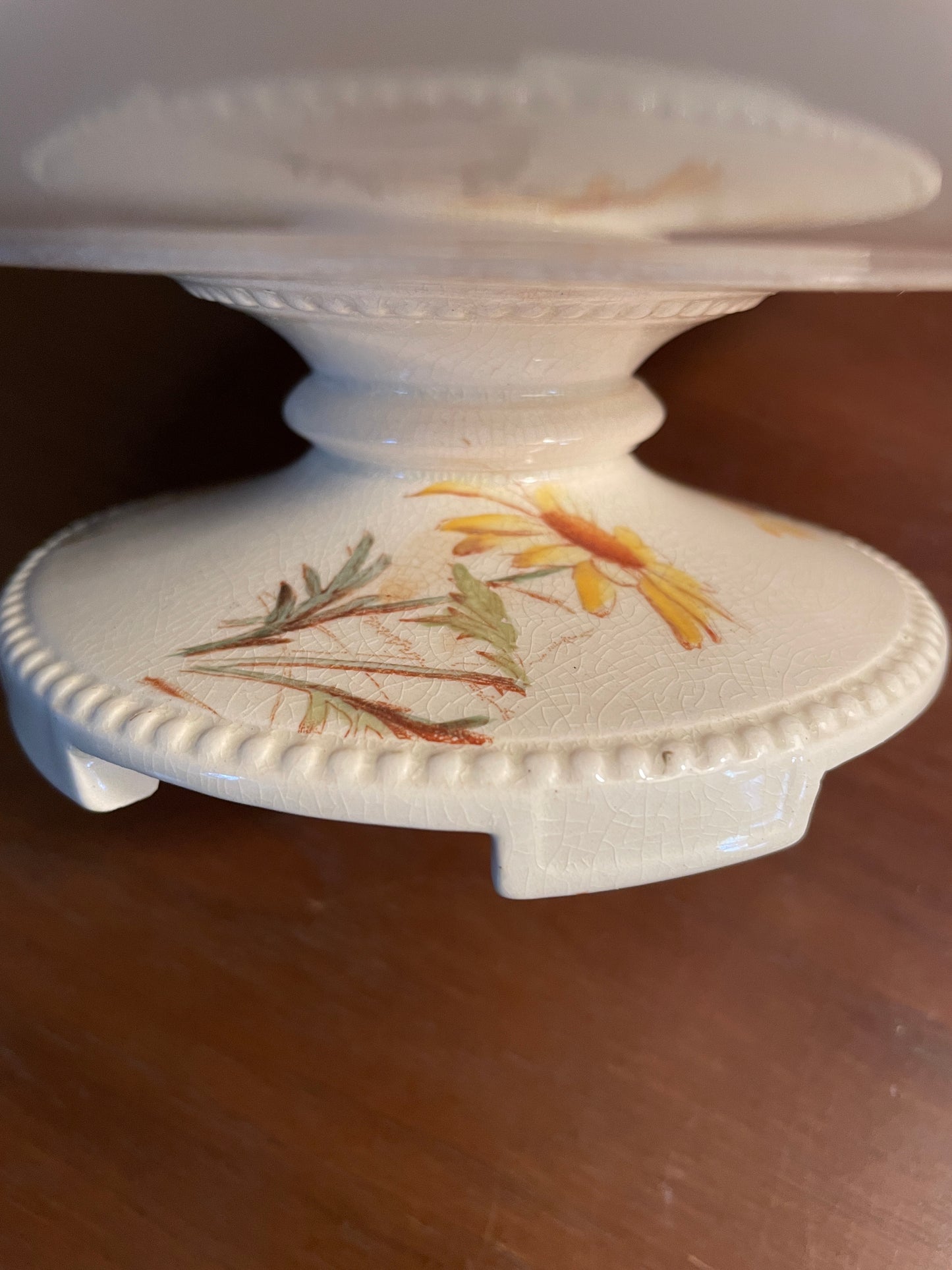 Victorian Familiar Flowers Cake Stand