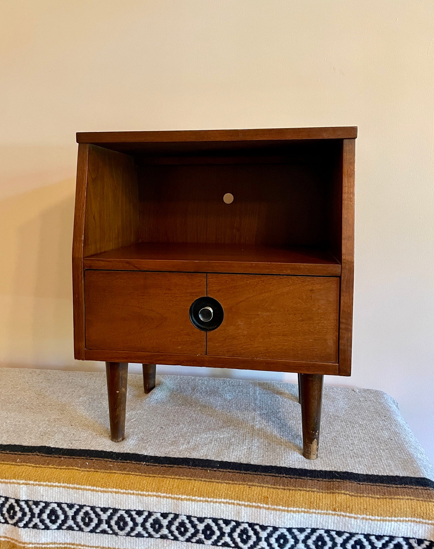 MCM End Table / Nightstand